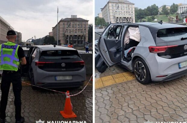 Легковушка влетела во вход в подземку на Майдане: водитель в больнице