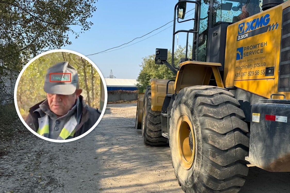 Водитель погрузчика в кепке ''Юнигран''