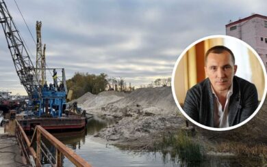 »Мостобуд» Продивуса перенес незаконную перевалку песка под Дарницкий мост? Журналисты обратились в полицию