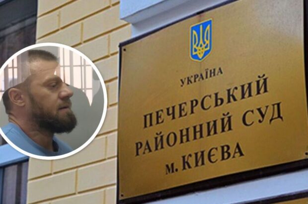 Кидався на стіни і плював у журналіста: бандит Бойко влаштував погром у Печерському суді (відео)