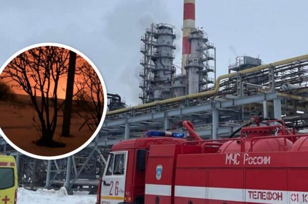 Пожар в районе НПЗ в Ростовской области: местные сообщают о взрывах