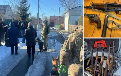 СБУ та Нацполіція затримали вісьмох ділків, які торгували ”трофейною” зброєю