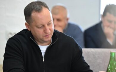 Прозрачность финансов: насколько следует принципам работы руководитель Территориального управления БЭБ?