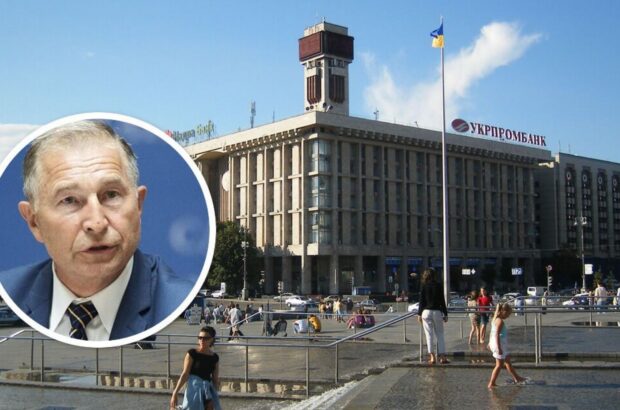 Спроба виселення Осового: представники АРМА не пускають людей до Будинку профспілок