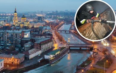Россия ударила по гражданскому предприятию в Харькове: пожар охватил тысячу квадратов
