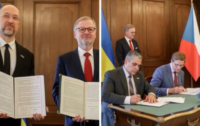 Новий патронний завод та виготовлення штурмових гвинтівок: Україна та Чехія підписали угоди про співпрацю