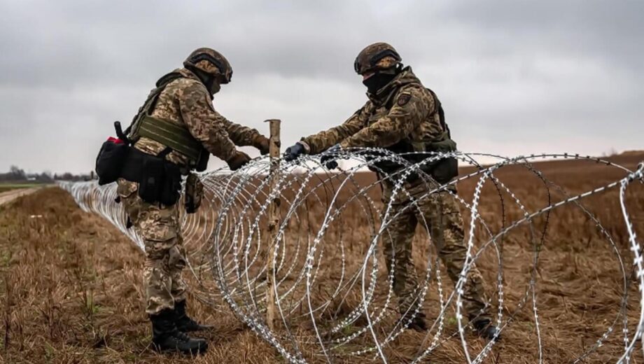 На Львівщині посадовці організували незаконний виїзд 27 ухилянтів за кордон за фальшивими документами