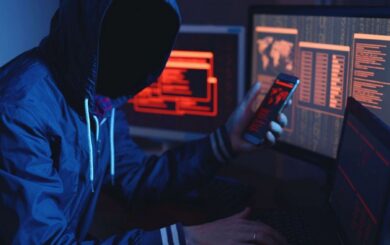 Шахрайство на мільярд: як кол-центри ошукали британців на 340 тис. фунтів і заманюють жертв ”рекламою”