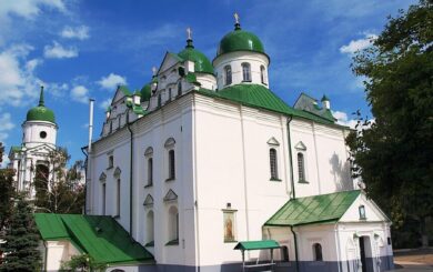 Переплата 666 тыс грн за реконструкцию Флоровского монастыря – чиновника КГГА будут судить