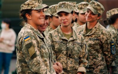 Мобілізація жінок: чому законопроєкт викликає дискусії у Верховній Раді