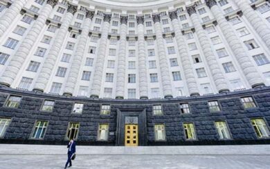 Кабмін схвалив звільнення голів Сумської та Луганської областей