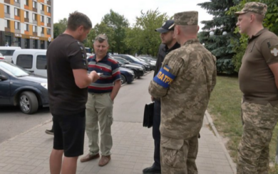 Кто может вручать повестки, кроме полиции и ТЦК