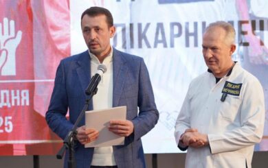 Фонд »Надежда» и Валерий Дубиль получили высокую оценку больницы Мечникова за вклад в спасение жизней