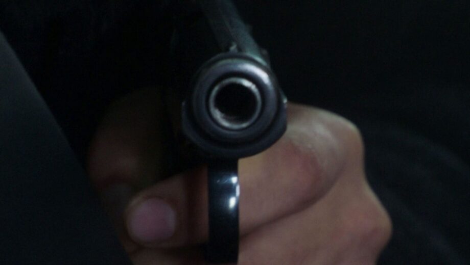 Нічна стрілянина у дворі багатоповерхівки в Хмельницькому: військовий випустив близько 90 патронів