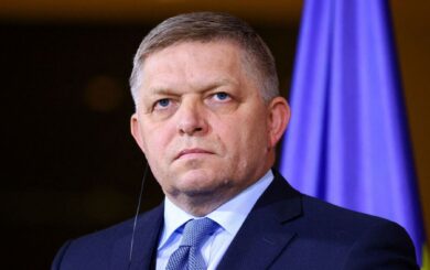 Премьер Словакии Фицо назвал Зеленского »нищим и шантажистом»