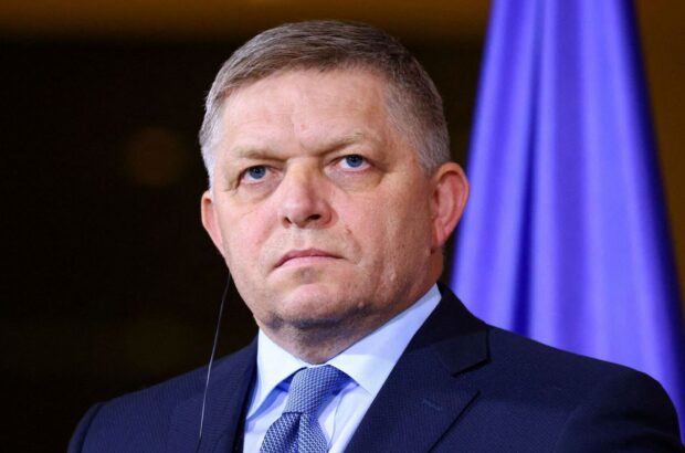 Премьер Словакии Фицо назвал Зеленского »нищим и шантажистом»