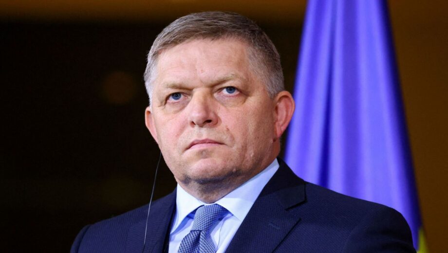 Премьер Словакии Фицо назвал Зеленского »нищим и шантажистом»