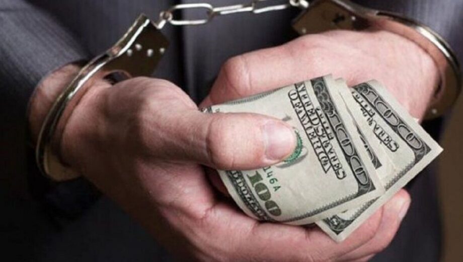 Вымогательство в $300 тыс.: дело работника СБУ и двух сообщников передано в суд