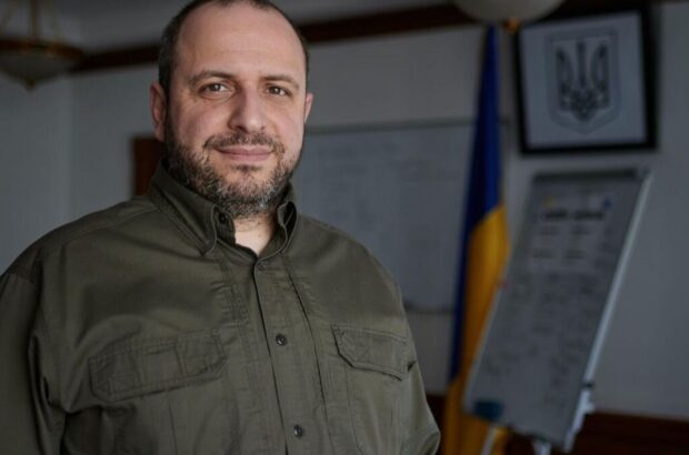 Міністр оборони України закликав країни НАТО закрити небо на західними регіонами країни