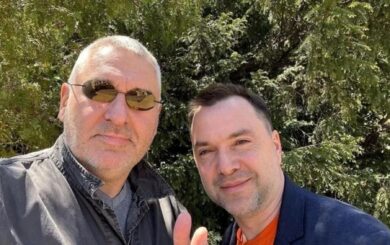 Марк Фейгин в Херсоне? Российский блоггер показал разбитый город, но не вспомнил, кто его обстреливает