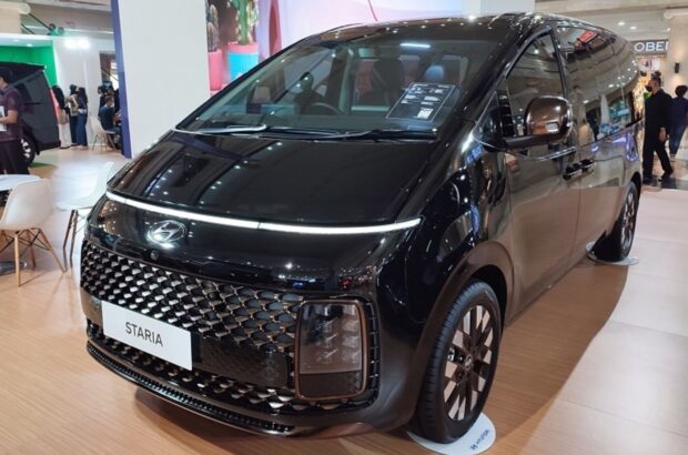Hyundai Staria для АРМА за 2,7 млн: підряд отримала фірма з орбіти Порошенка