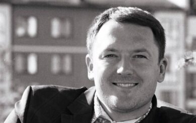 У Рівному помер шеф-редактор ”ЧаРівне.інфо”, депутат міськради та військовослужбовець Олександр Курсик