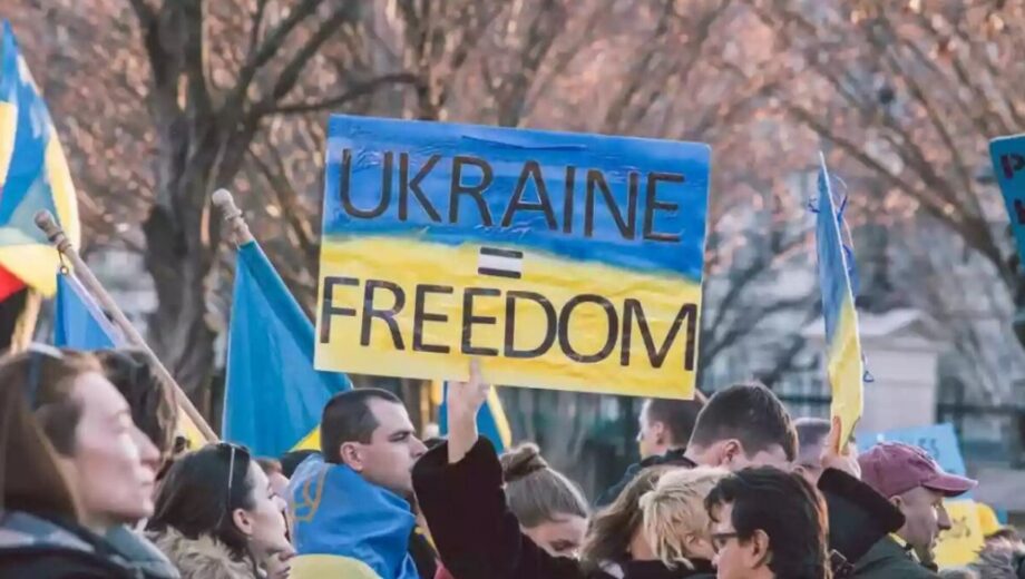 Опрос КМИС: 50% украинцев против территориальных уступок ради мира
