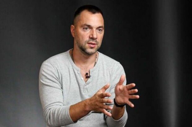 Арестович уехал за границу не на основании письма от ГУР МО Украины