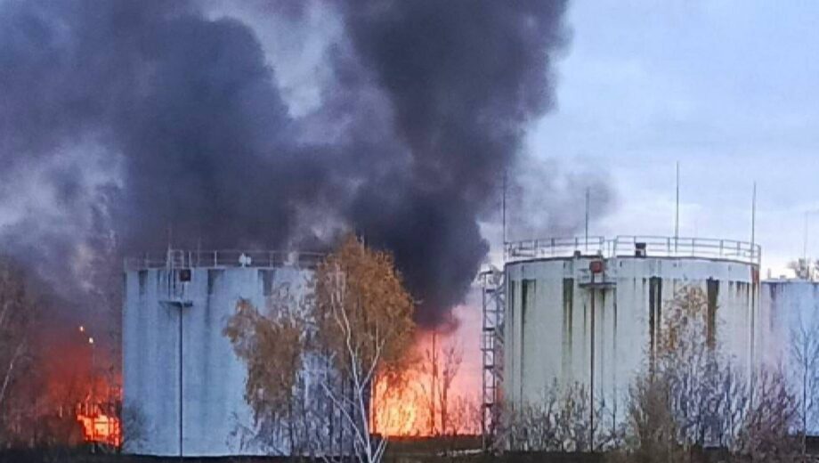 Удар дронов ССО вызвал мощную детонацию на вражеской нефтебазе