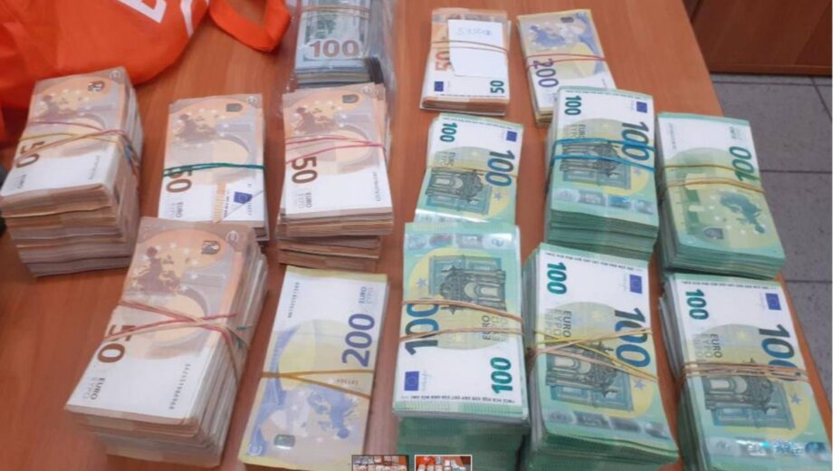 Мільйони у валізі: польські митники затримали українку з рекордною сумою готівки