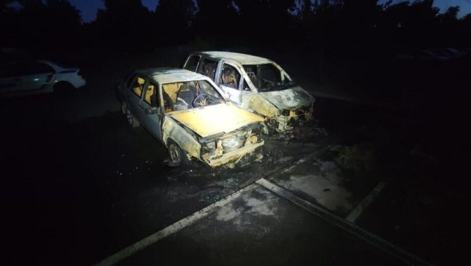 Поліція затримала підлітків-паліїв військових автомобілів