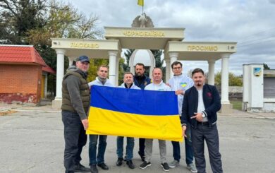 Медзаклади Херсонщини і Миколаєва отримали гуманітарну допомогу від Валерія Дубіля