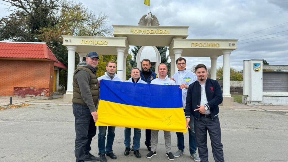 Медзаклади Херсонщини і Миколаєва отримали гуманітарну допомогу від Валерія Дубіля
