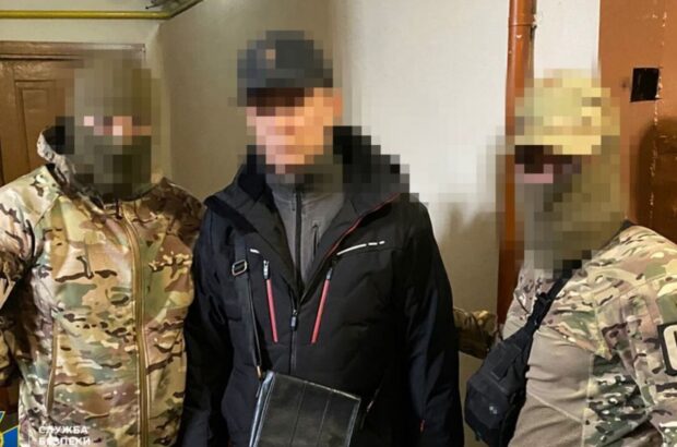 Предательница и два коллаборанта: в Херсоне задержали приспешников россии