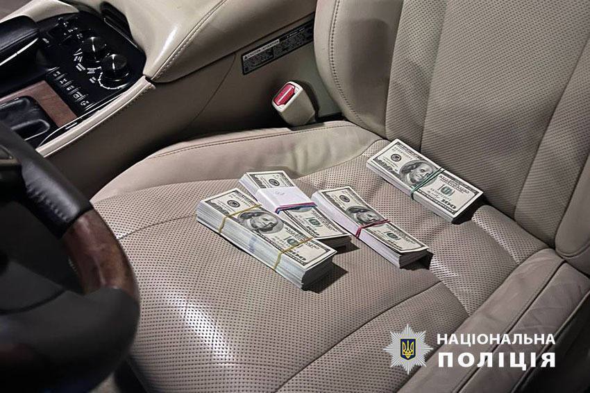 Шахраї обіцяли призовникам ''відрядження'' за кордон і збагачувалися на військовозобов’язаних