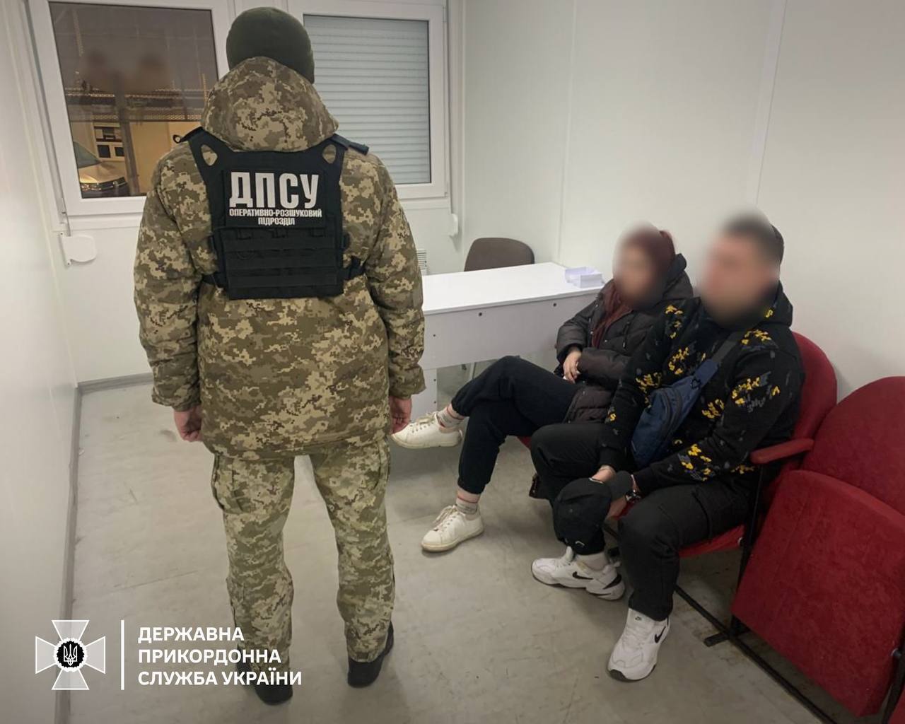 Чоловік уклав фіктивний шлюб, щоб втекти до Польщі