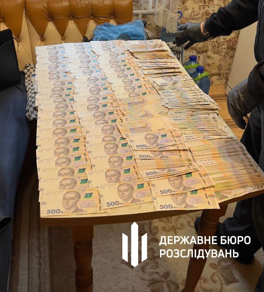 Заступник командира бригади привласнював мільйони