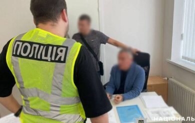 Схема за 1800 долларов: в Киеве разоблачили должностного лица, оформлявшего мигрантов как студентов