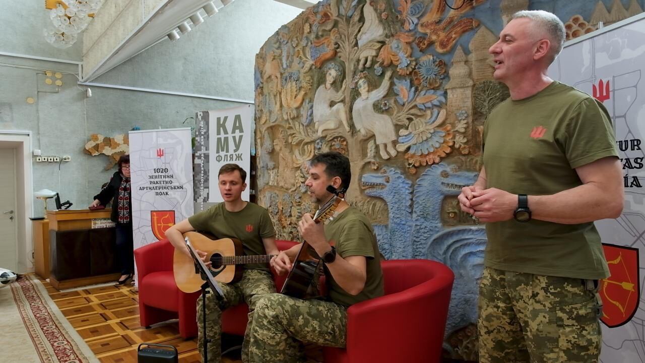 Воїни 1020-го полку поділилися історіями з молодшими школярами