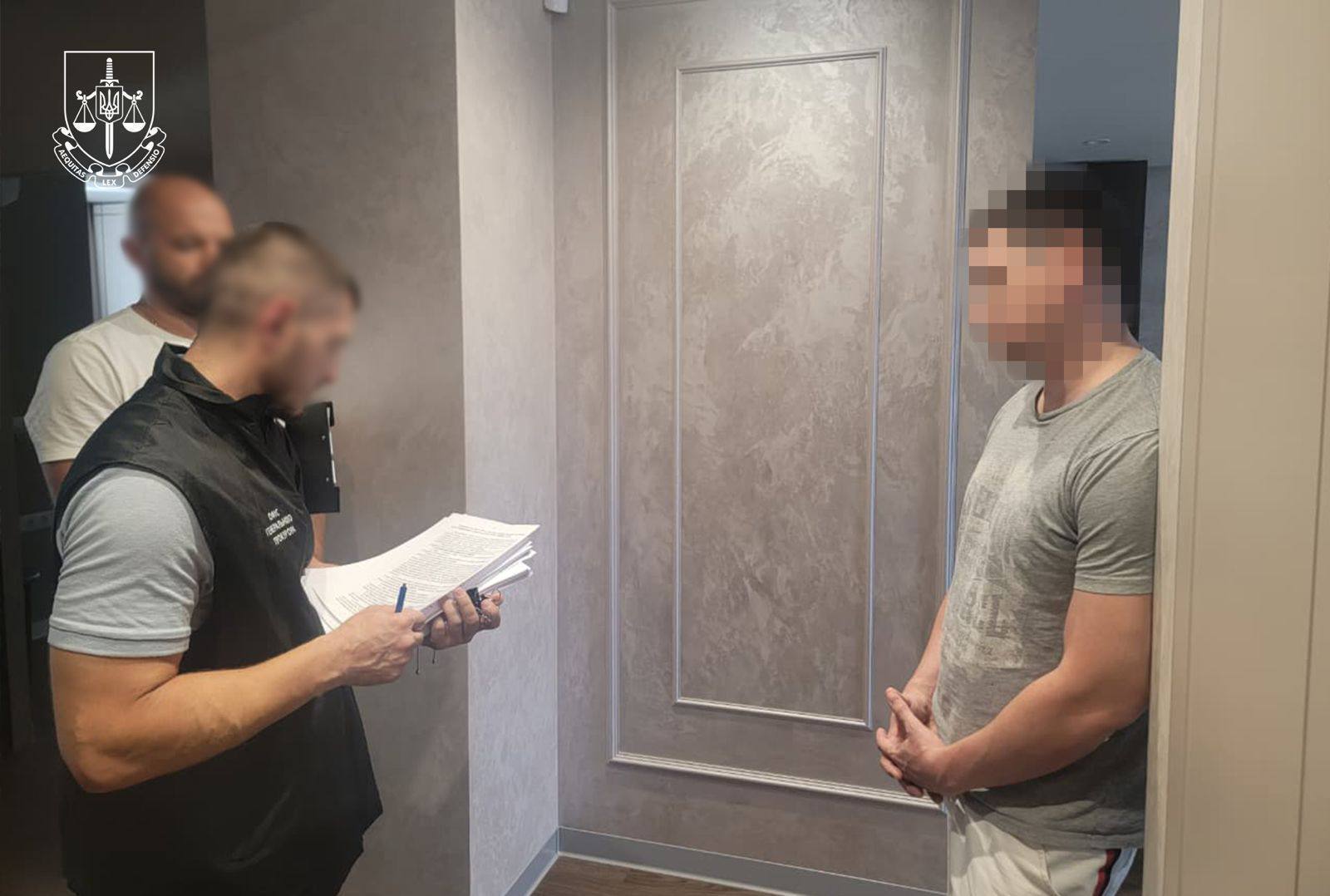 Ексчиновники Держгеокадастру привласнили землі держпідприємства на 25 млн грн, — Офіс Генпрокурора