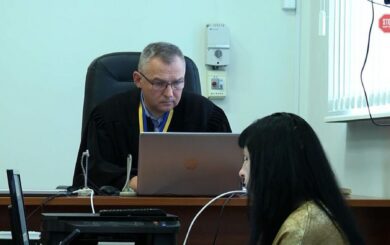 Как семья главы апелляционного суда угрожает жителям в центре Чернигова – расследование СтопКора