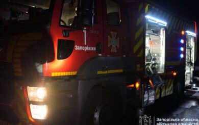 Взрывы и пожары в Запорожье: что известно о ночной атаке