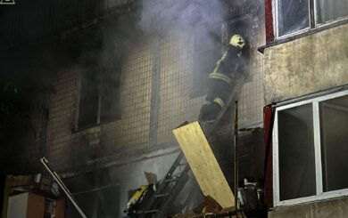 У Києві внаслідок удару дронів загинули люди, є поранені діти