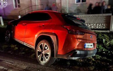 Судью из Тернопольщины подозревают в наезде на пешеходов в Прикарпатье: есть погибший
