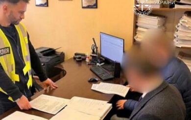 Бывший чиновник КГГА подозревается в халатности при закупке генераторов на 4,8 млн грн