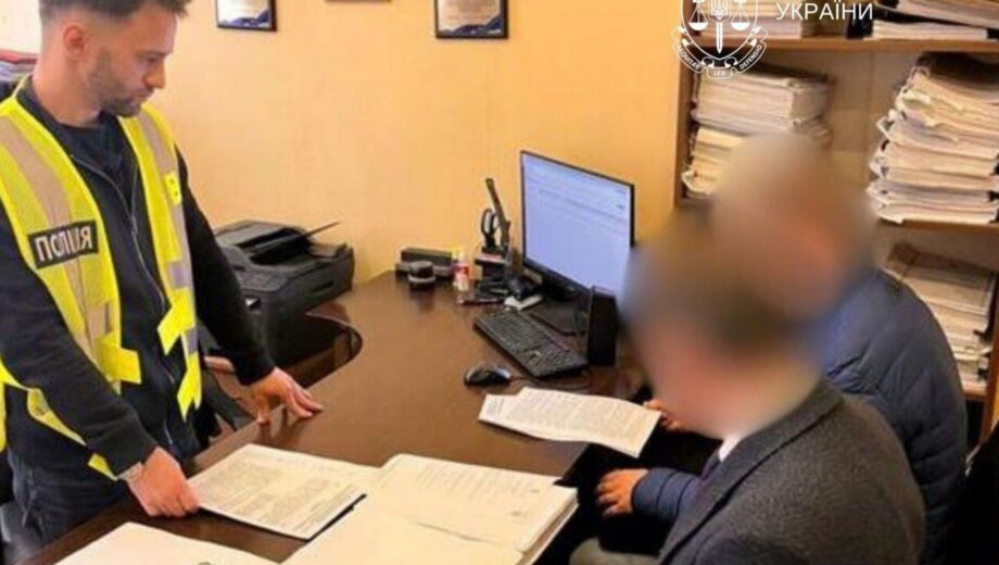 Колишній посадовець КМДА підозрюється у недбалості під час закупівлі генераторів на 4,8 млн грн