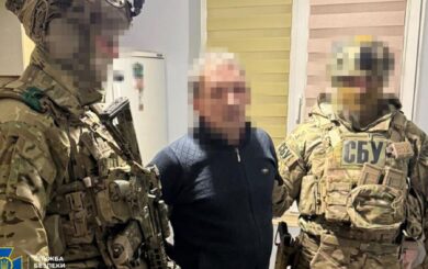 СБУ задержала агентов гру рф, которые шпионили после удара »Орешником» по Львовщине