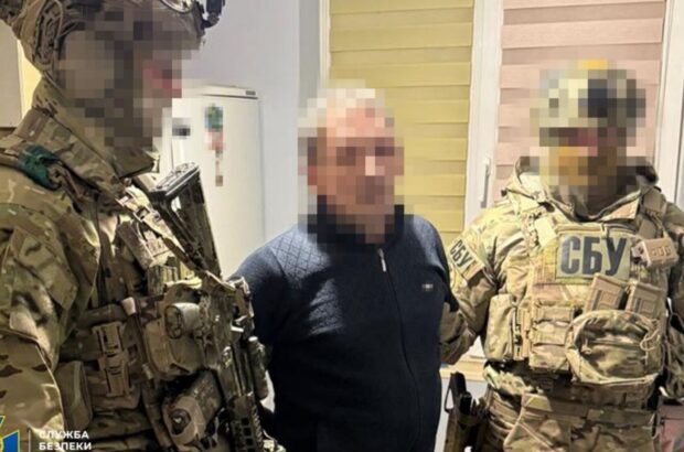 СБУ затримала агентів гру рф, які шпигували після удару ”Орєшніком” по Львівщині