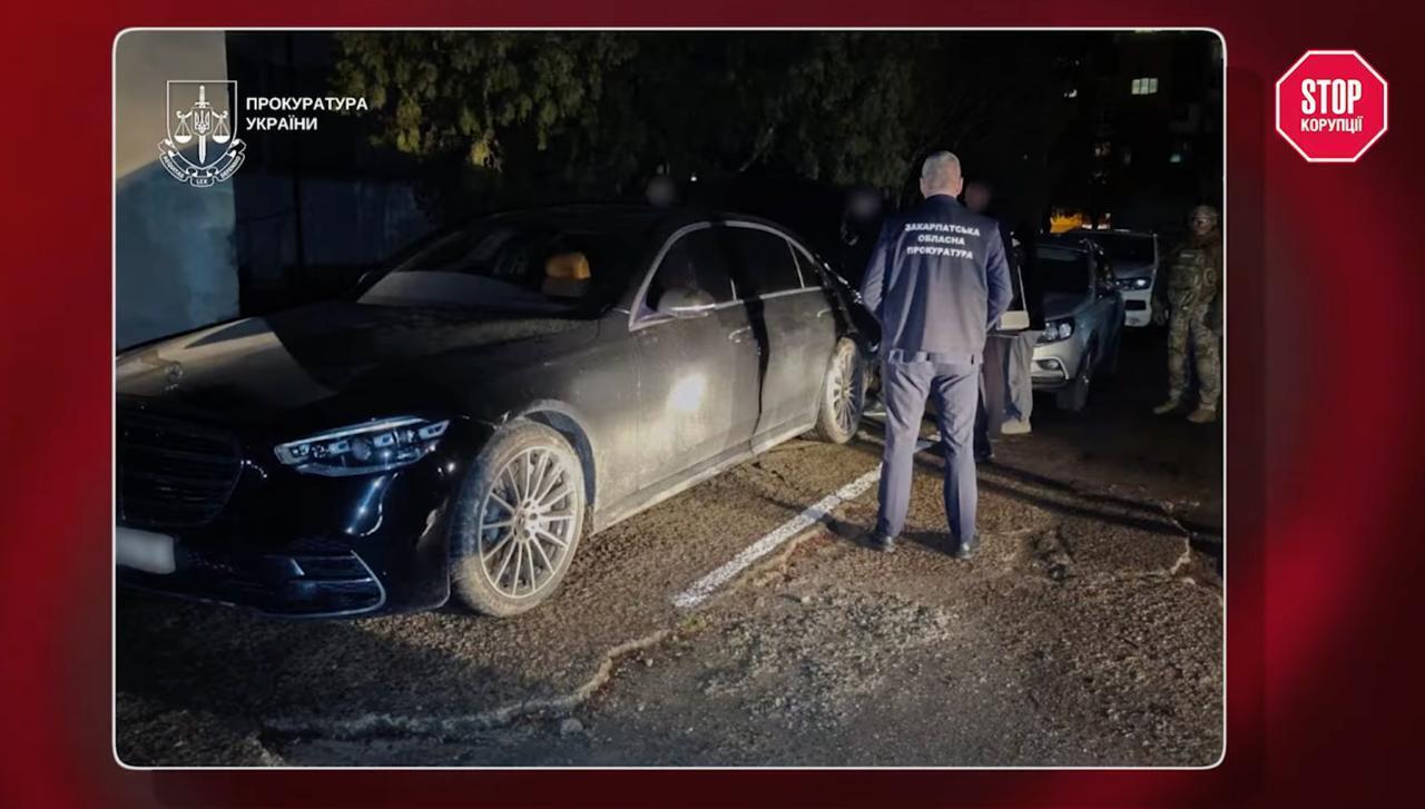 Від декларацій-фантастик до схеми з контрабандою: тиждень у корупційних реаліях України