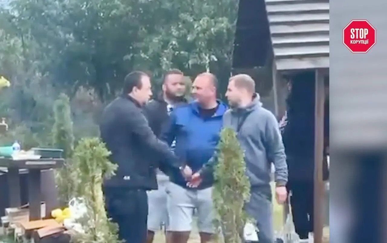 После огласки конфликтов Борзов получил дисциплинарное взыскание от Национального олимпийского комитета Украины
